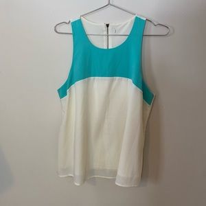 Sleeveless blouse